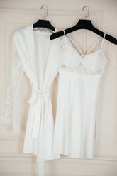 Enchanted Lace Bridal Set 8265