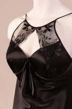 2285 noir bloom