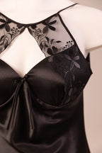 2285 noir bloom