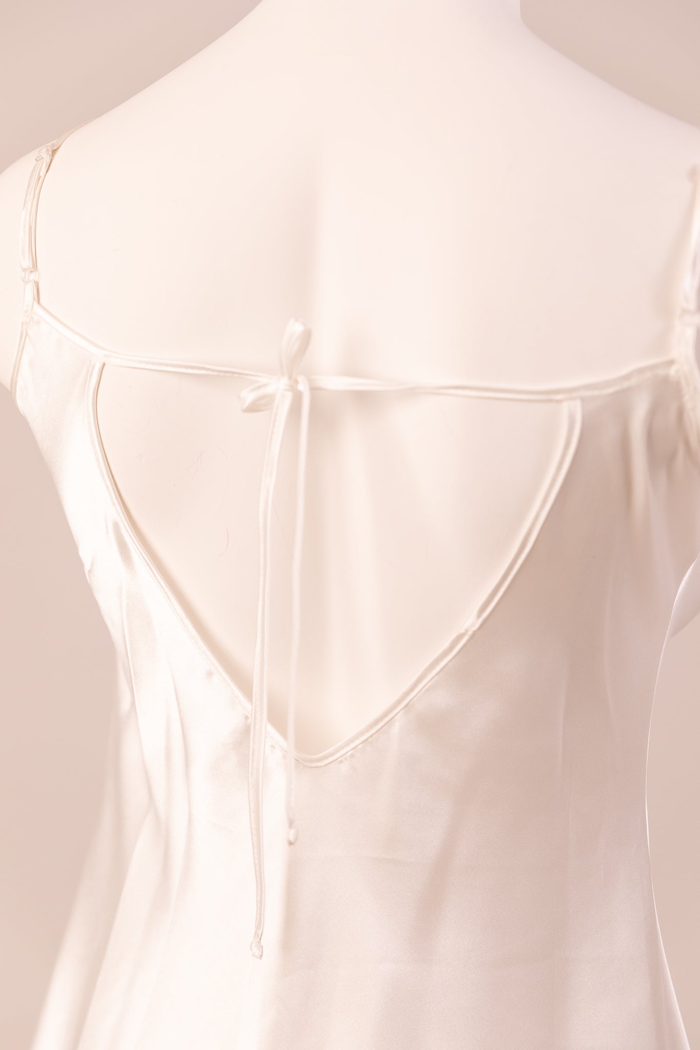 2285 Dress stain