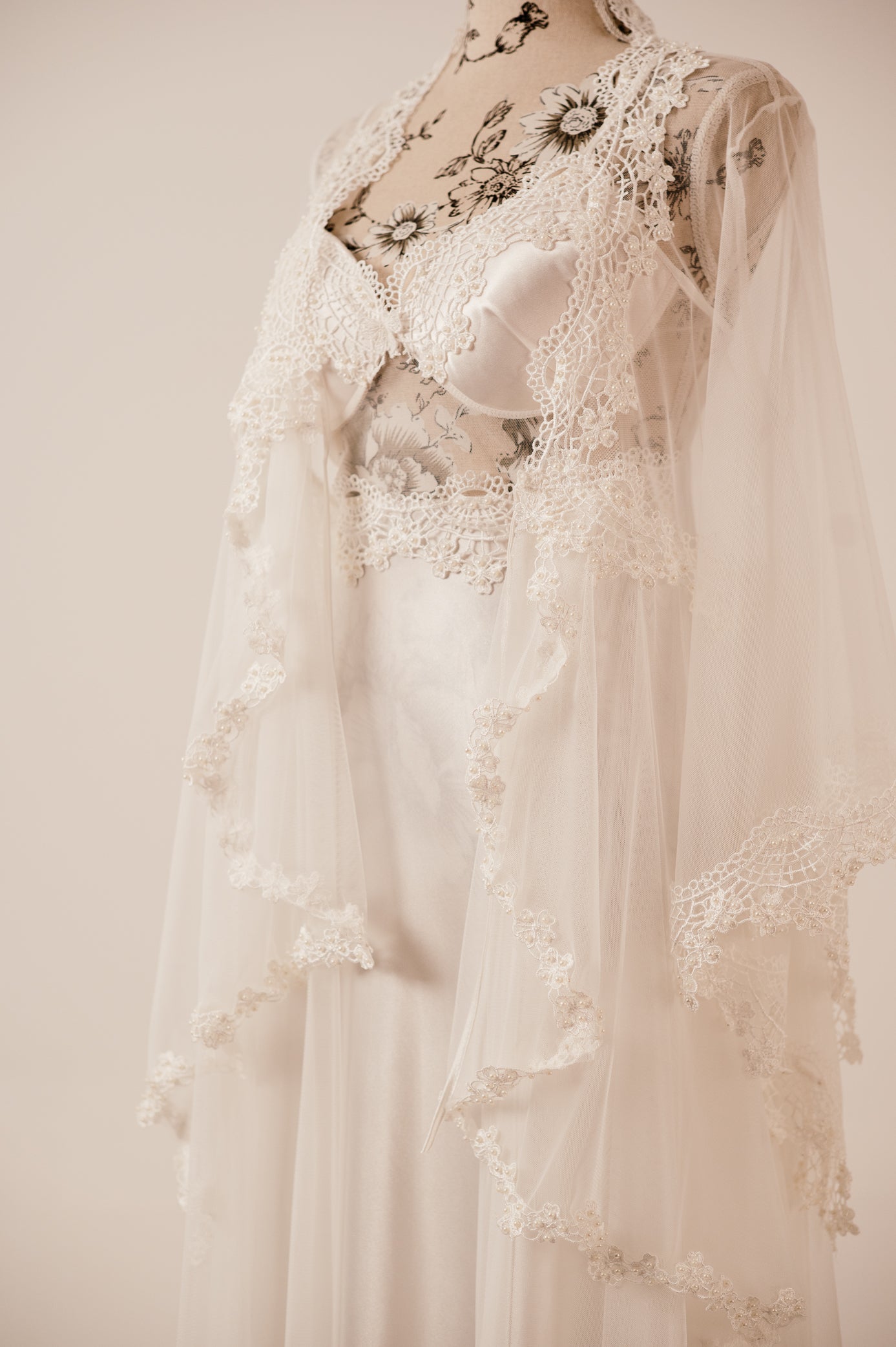 Pearl Whispers Bridal Set 1250