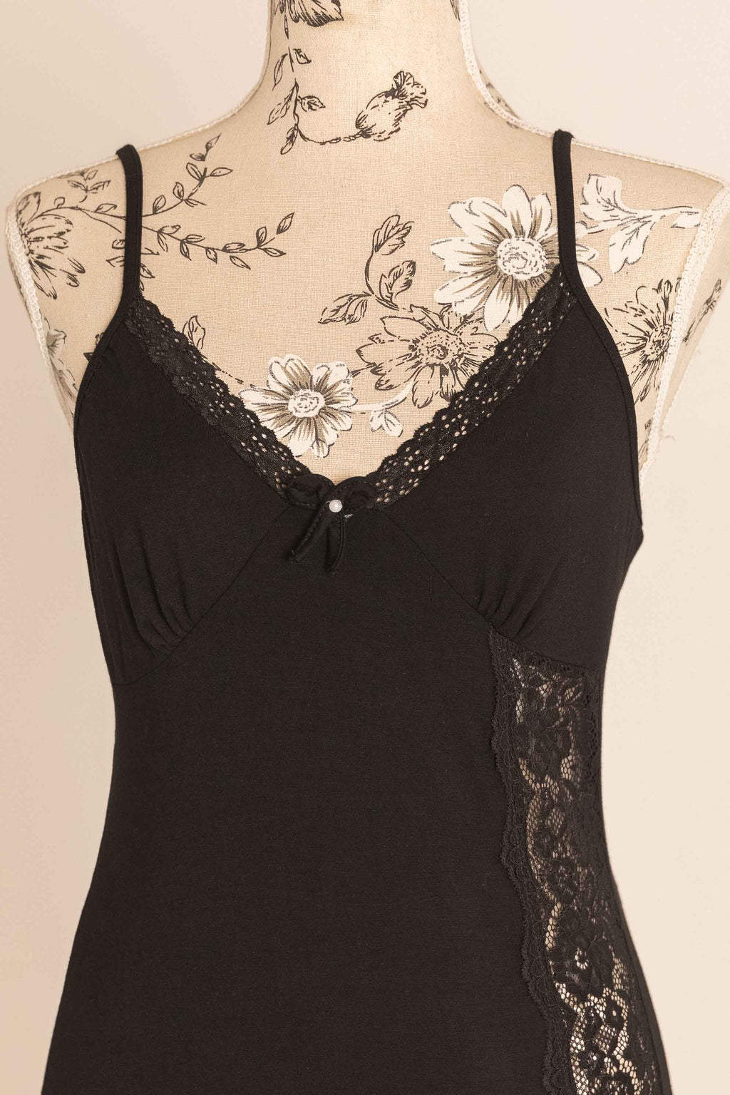 Cotton Lace-trim Nightdress 7566