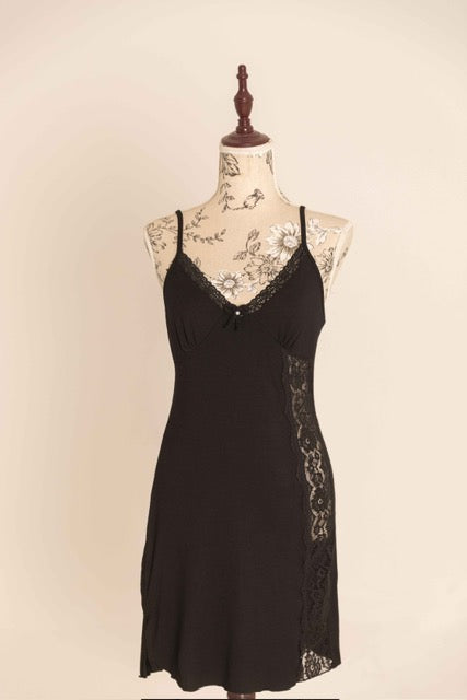 Cotton Lace-trim Nightdress 7566