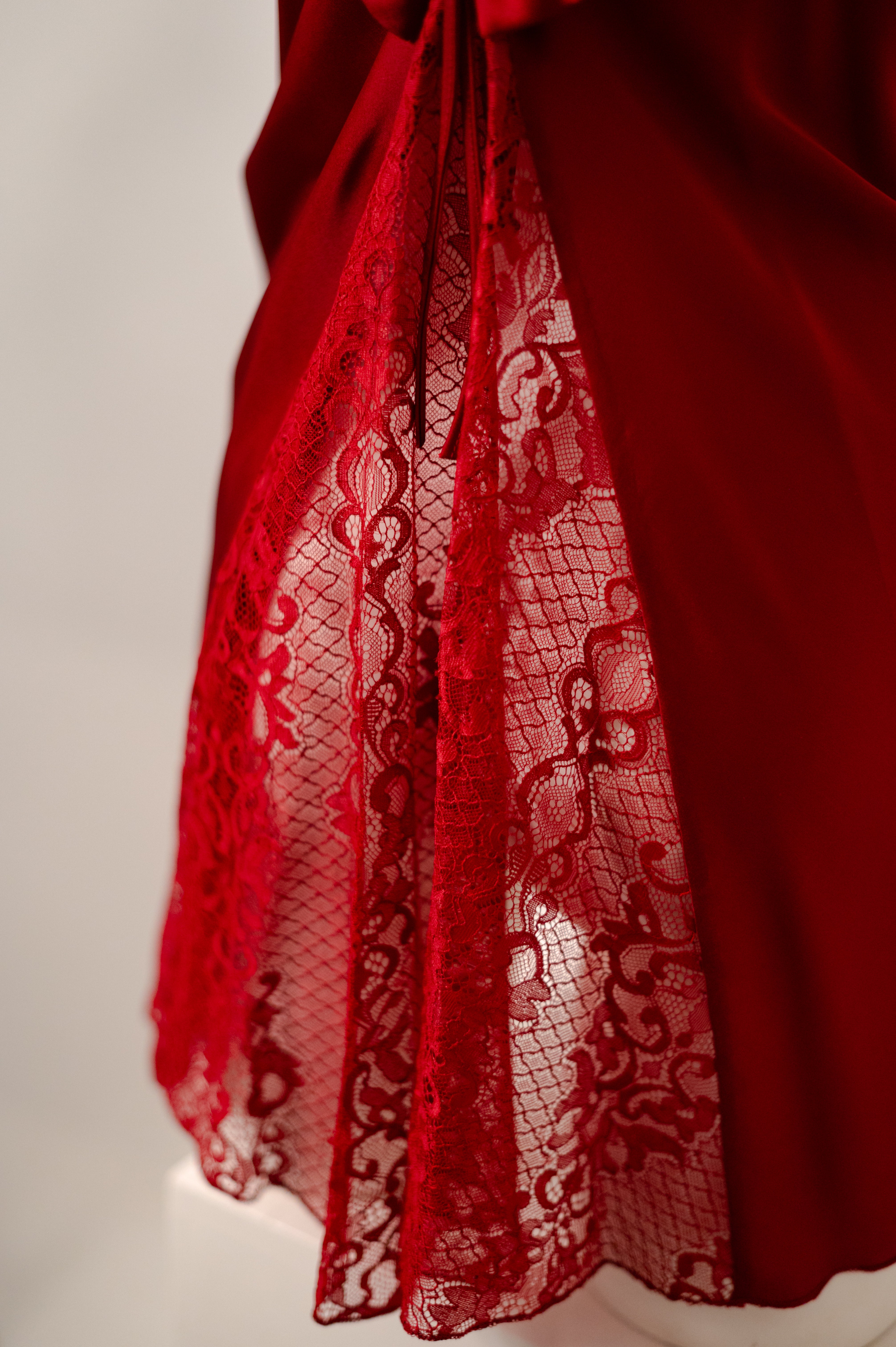 Back lace dress