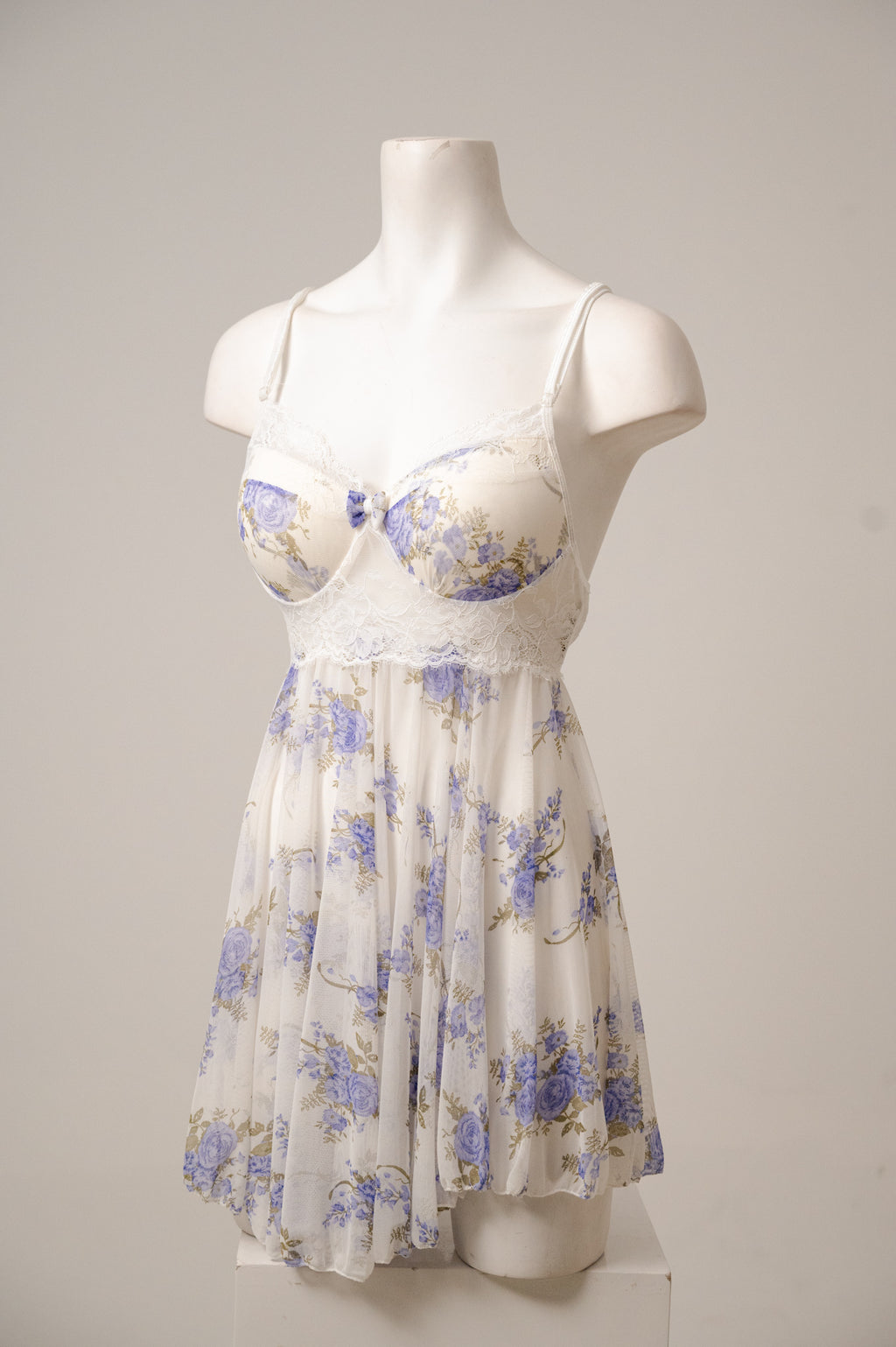 Rose whisper mini 04440