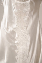 Lace slit mini 3057