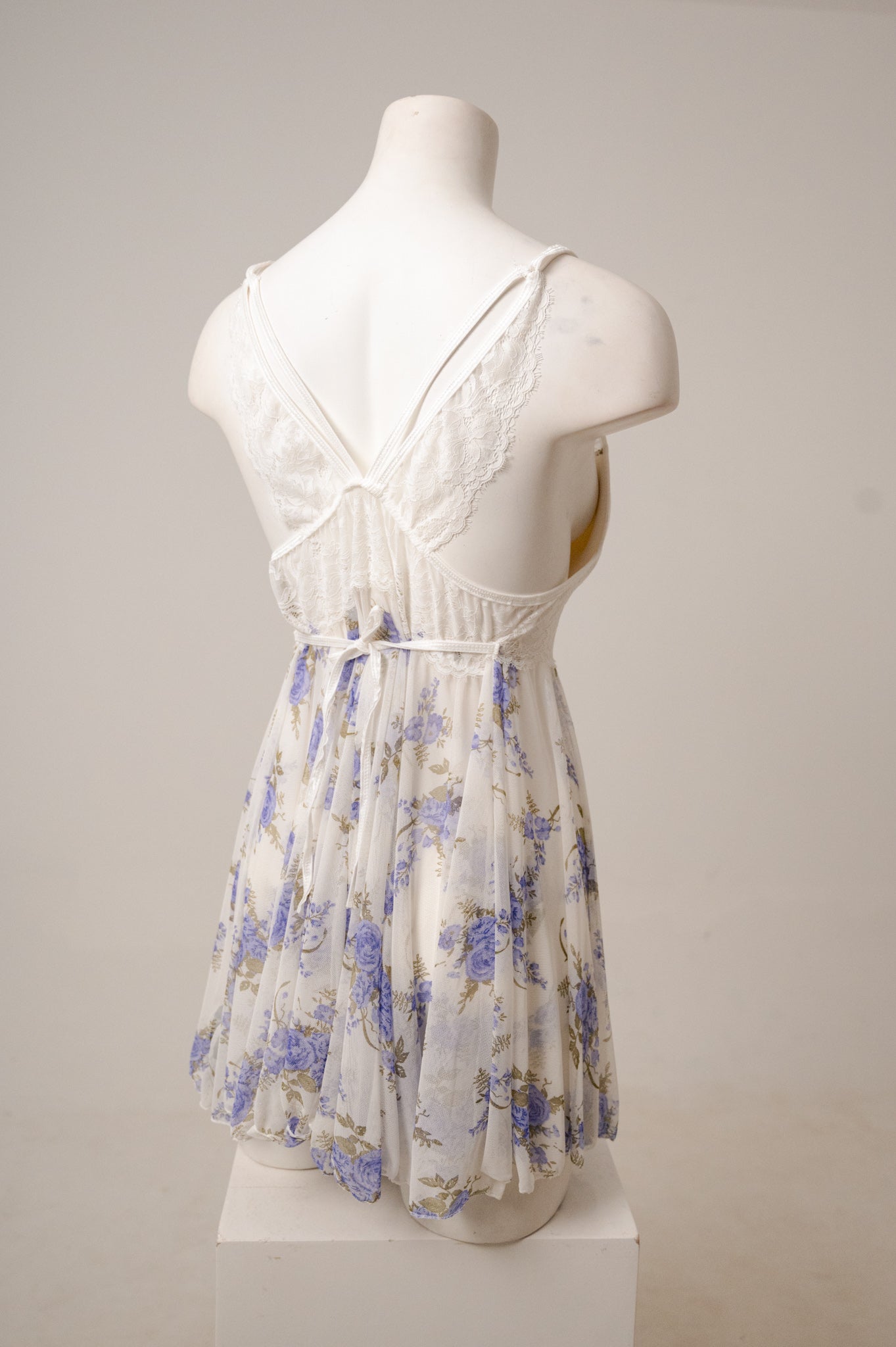 Rose whisper mini 04440
