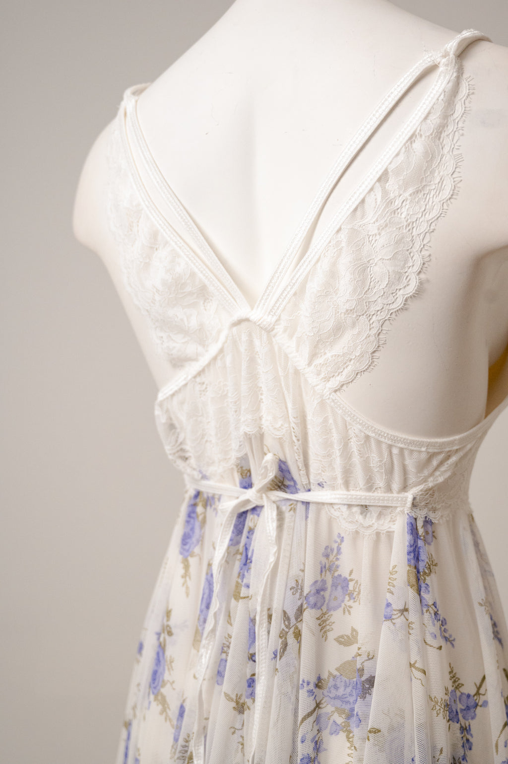 Rose whisper mini 04440