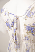 See through rose whisper 04444