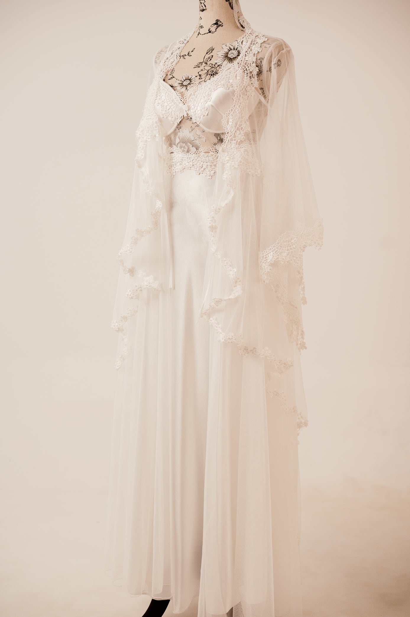 Pearl Whispers Bridal Set 1250