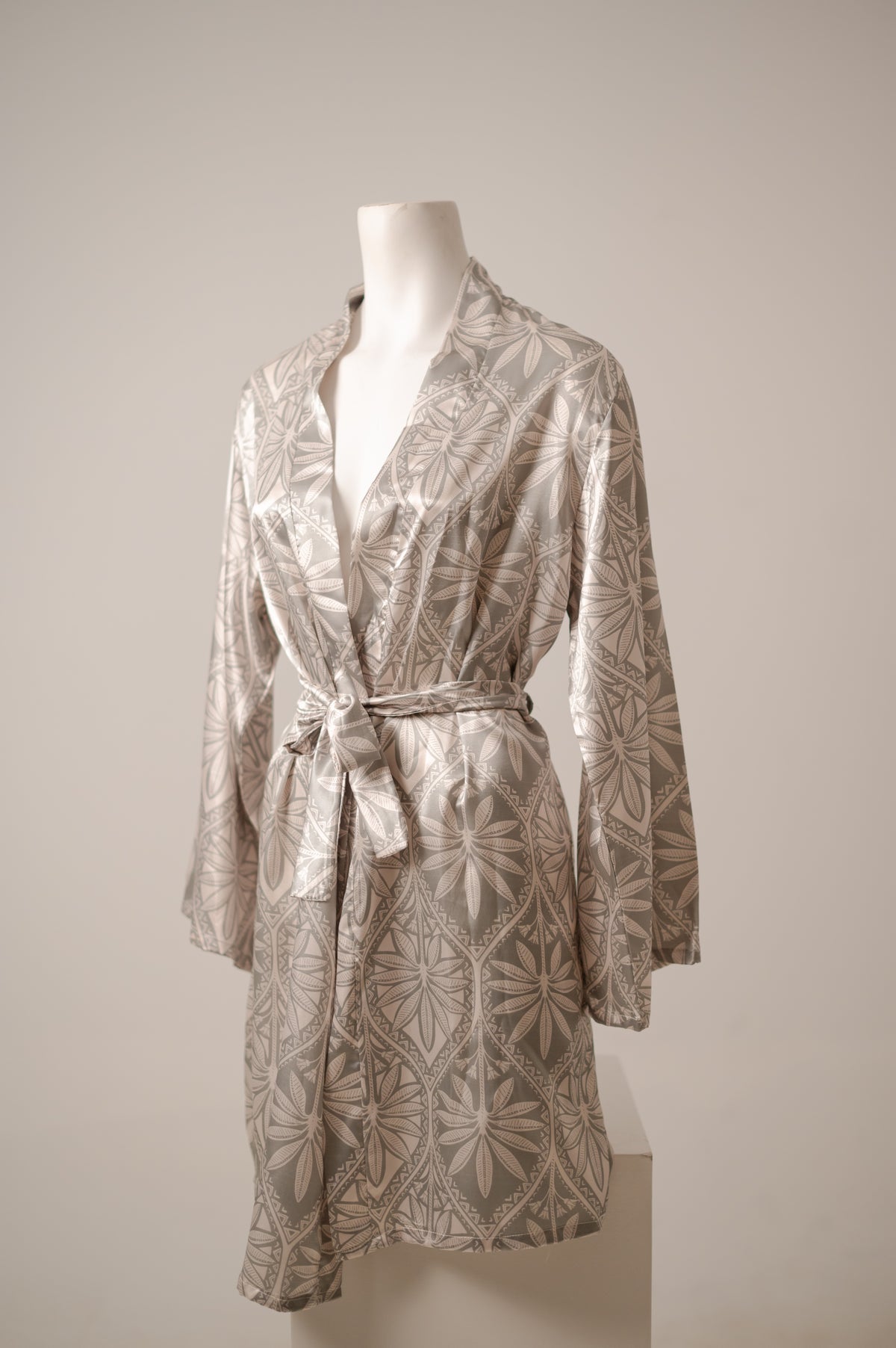 7966 ROBE STAIN