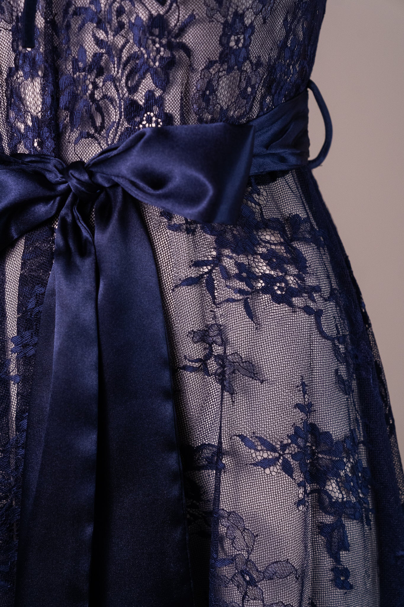 Lace reverie 2365