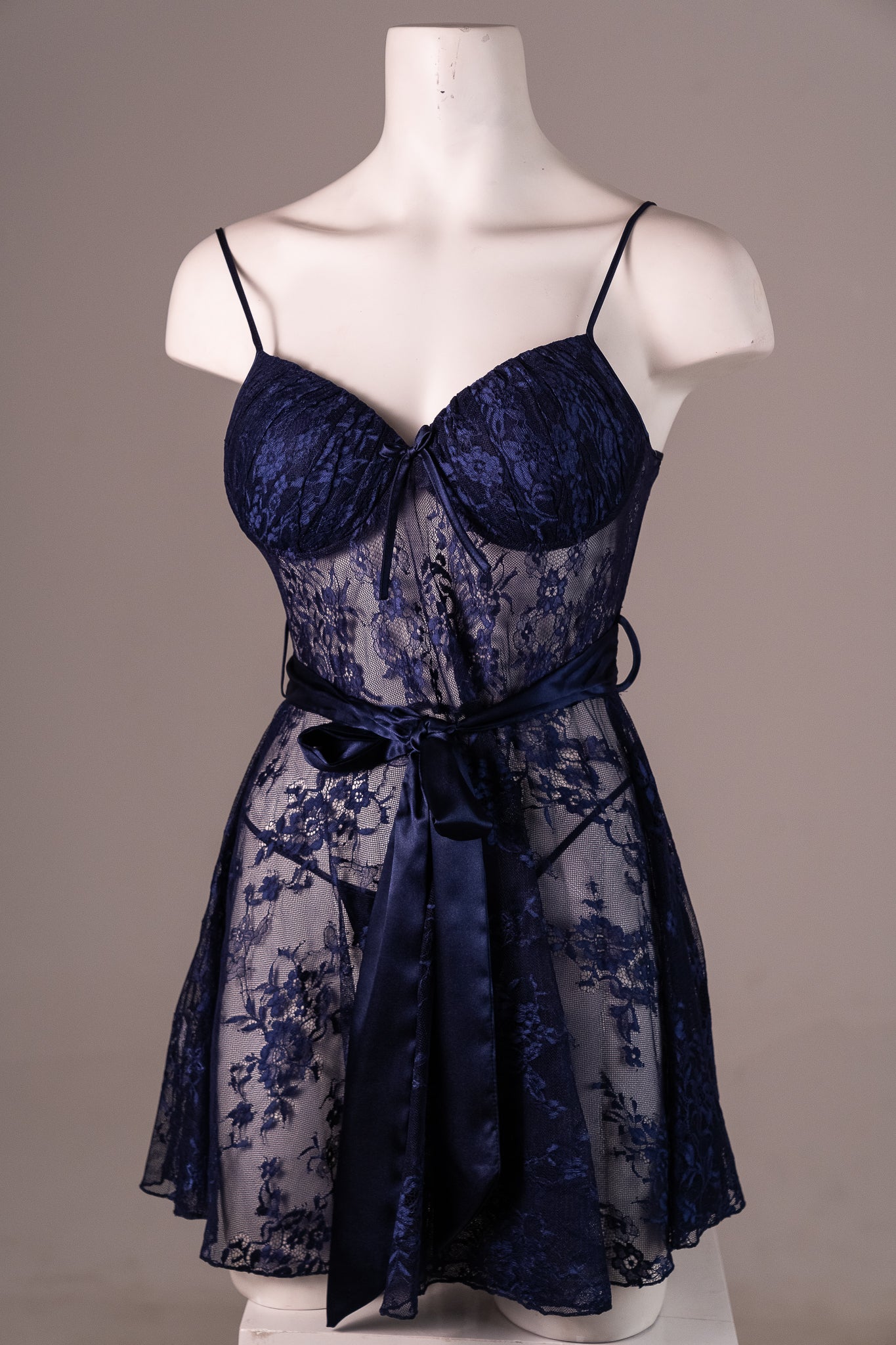 Lace reverie 2365