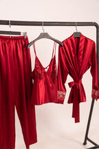 Scarlet trio 1733/3