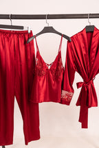 Scarlet trio 1733/3