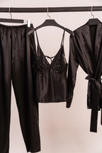 Scarlet trio 1733/3