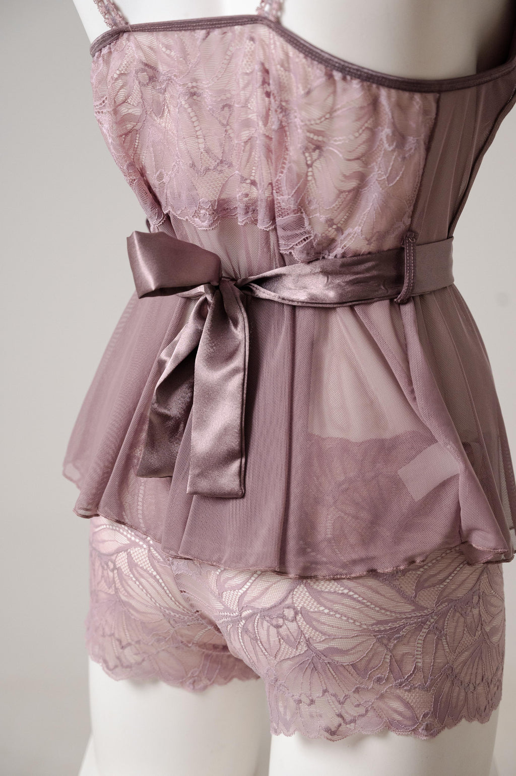 Belted Lace Set 041390