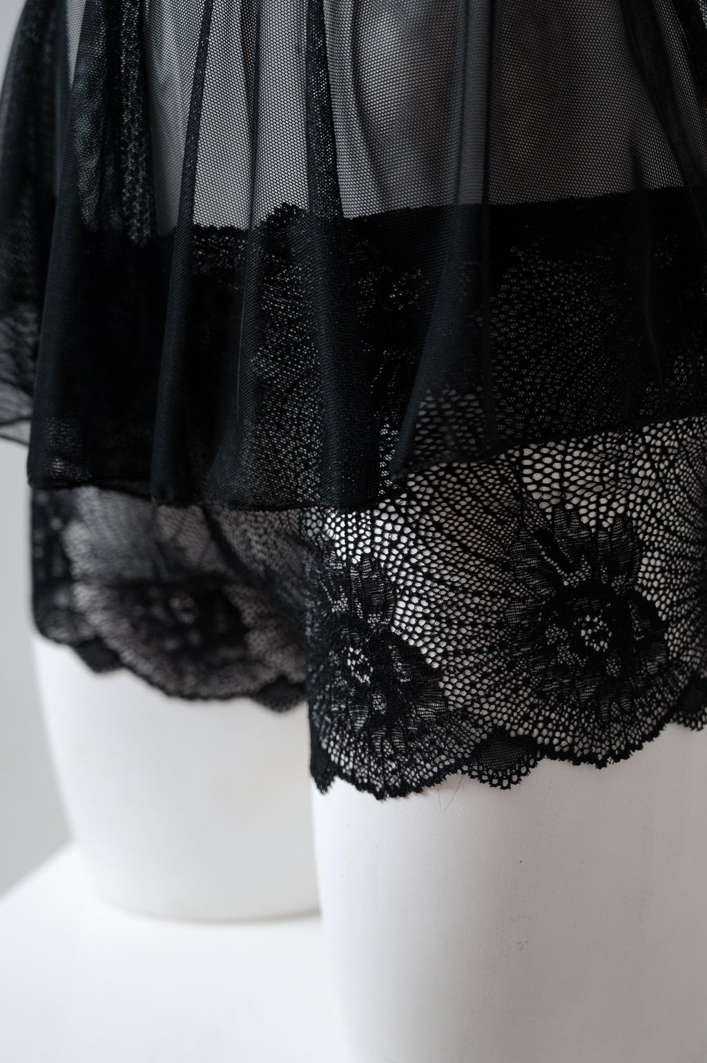 Belted Lace Set 041390