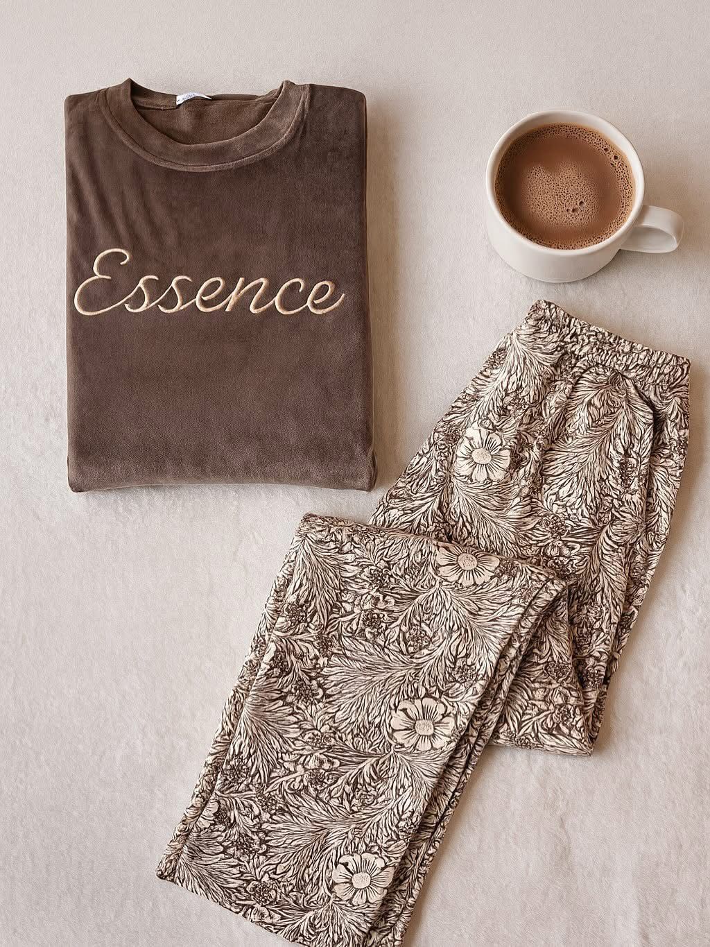 119 PYJAMA EMPEROR ESSENCE