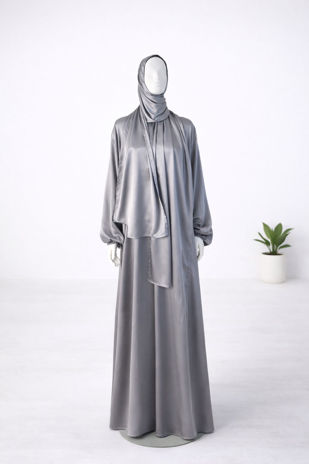 Praying Isdal with Cap