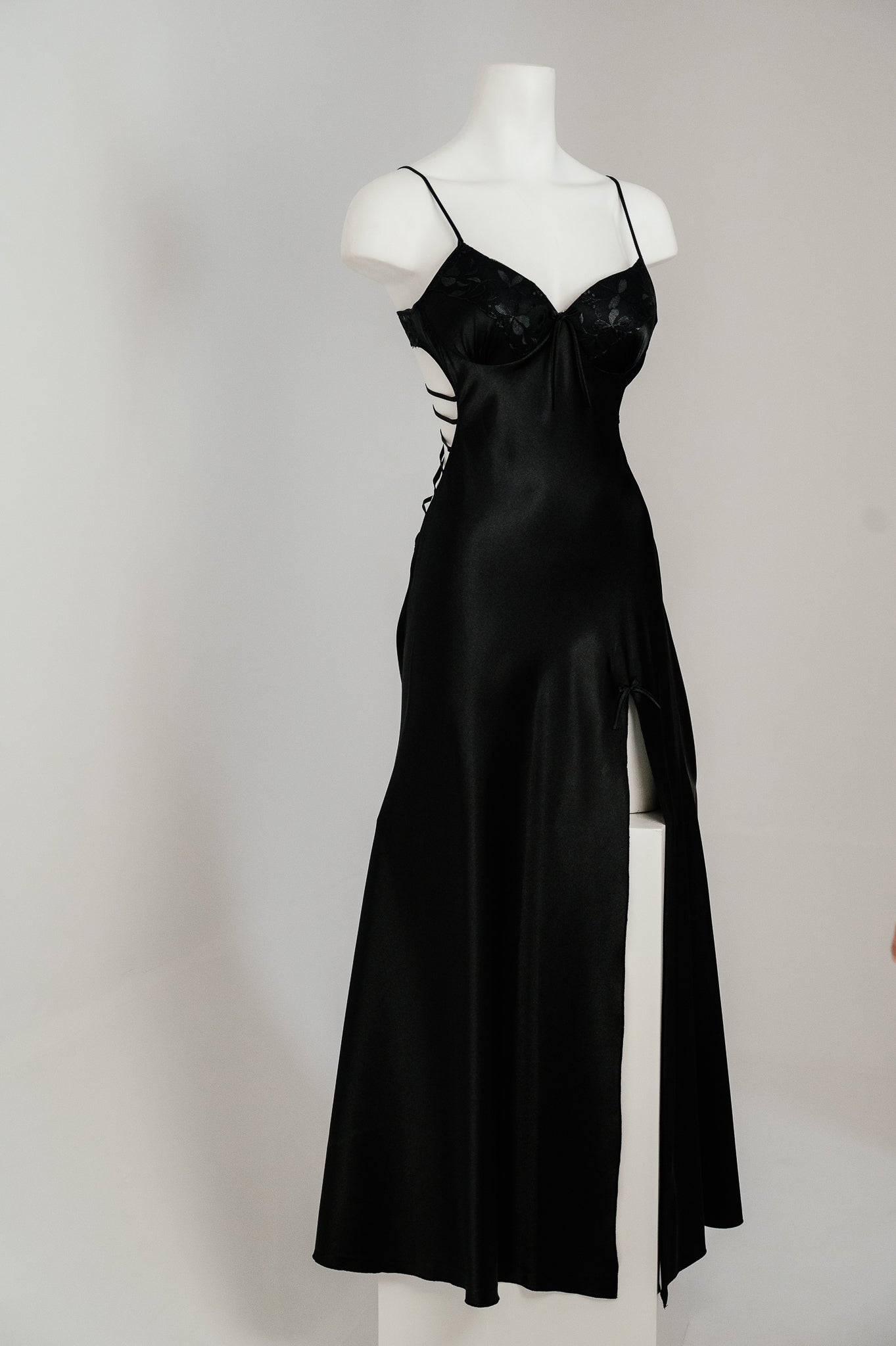 Scarlet Seduction Satin Dress 2633