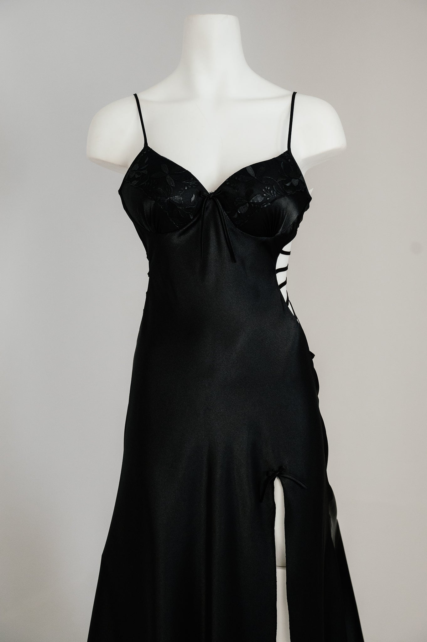 Scarlet Seduction Satin Dress 2633