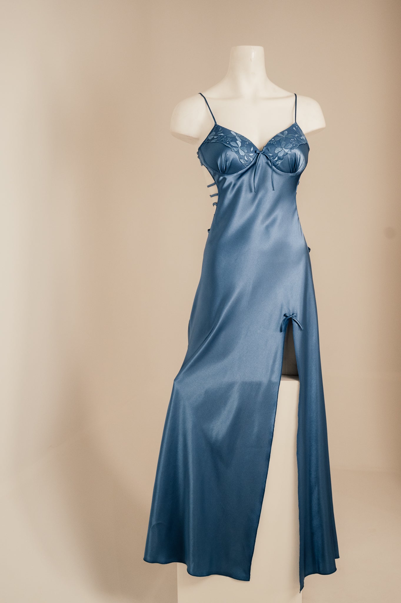Scarlet Seduction Satin Dress 2633
