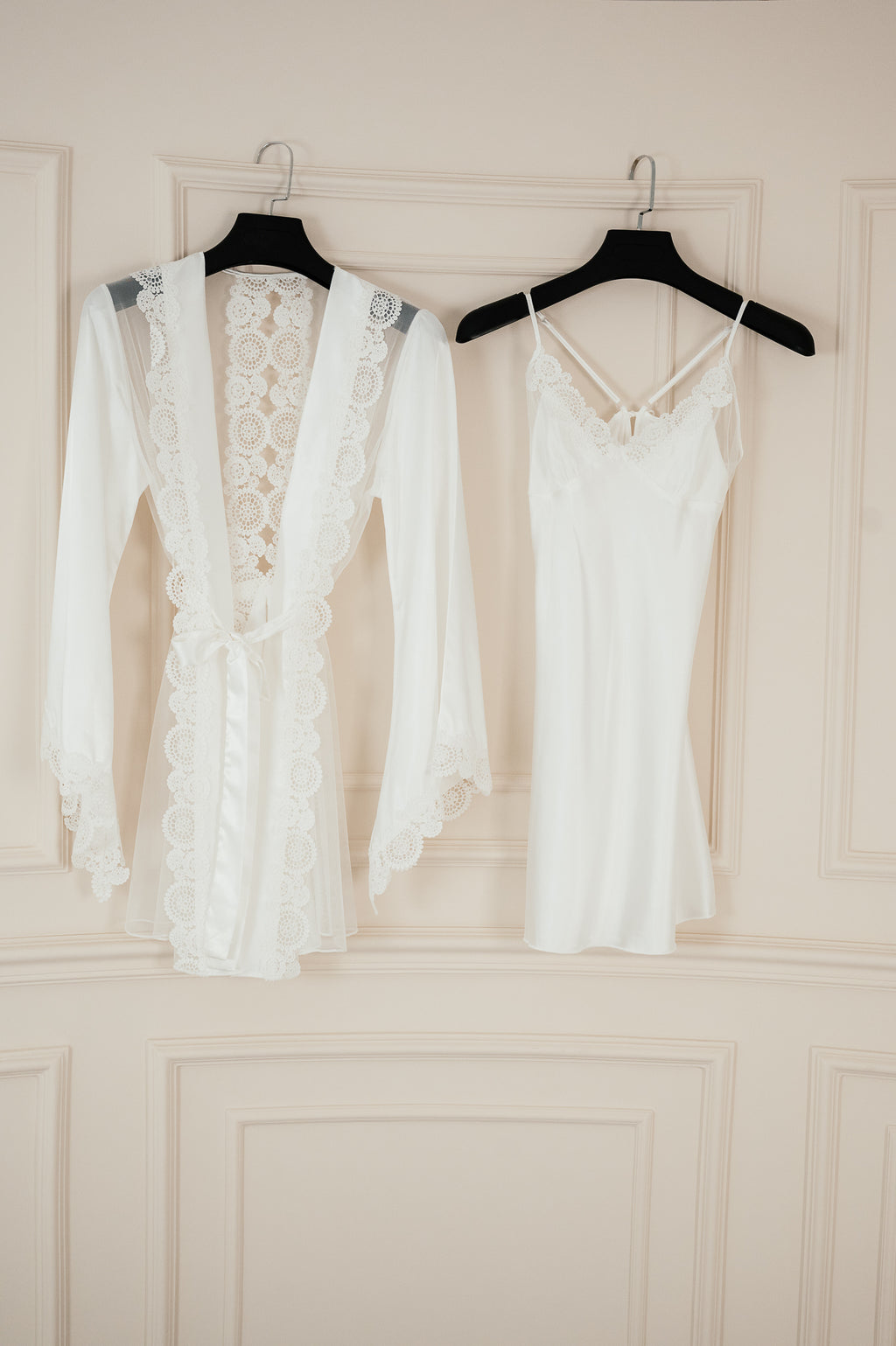 Ethereal Lace Bridal Set 8247