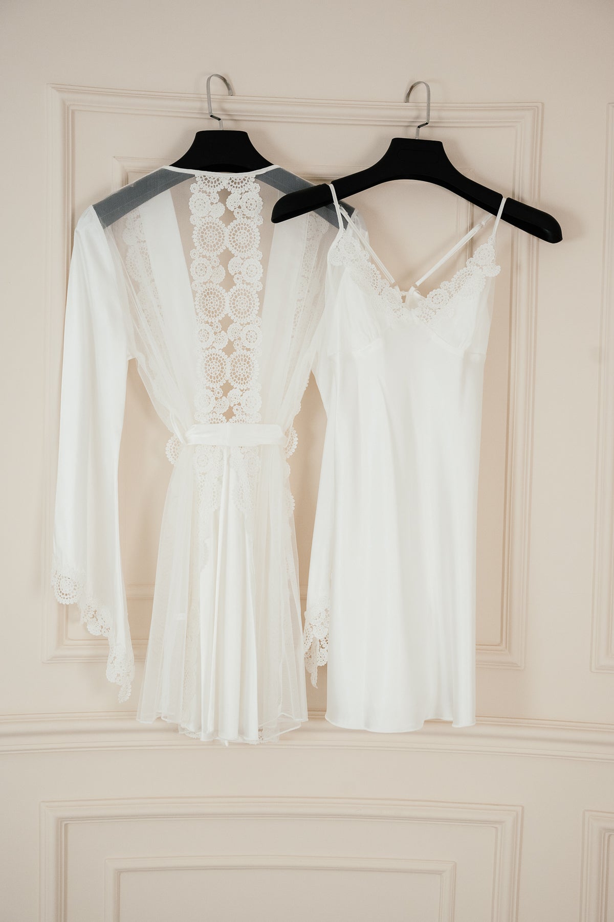 Ethereal Lace Bridal Set 8247