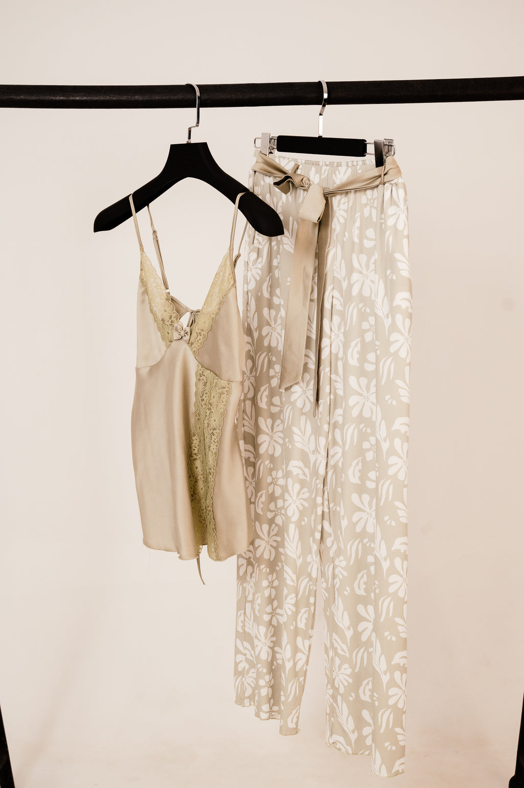 Pistachio Bloom Satin & Lace Lounge Set 04129